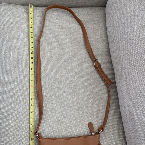Crossbody Purse NWT - Picture 3 of 6